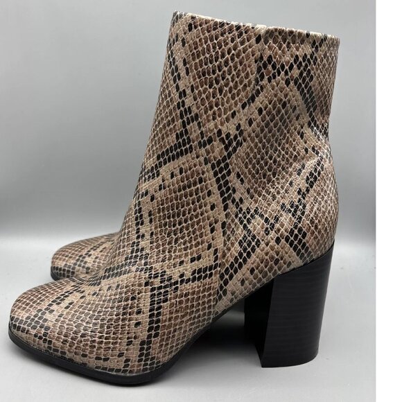 new directions Shoes - New Directions Glenda Ankle Boots Women’s Size 10 M Snake Print Booties Zip